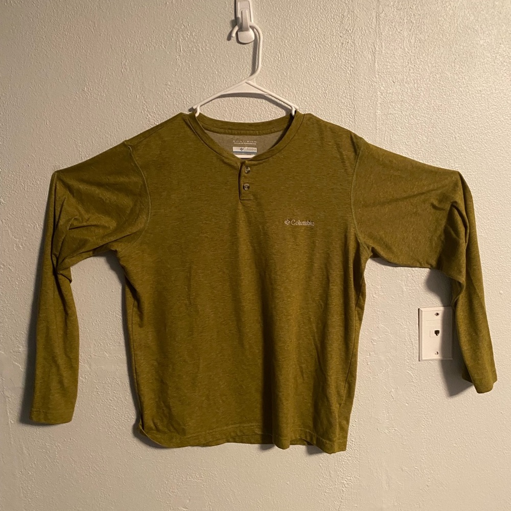 Columbia Button Shirt